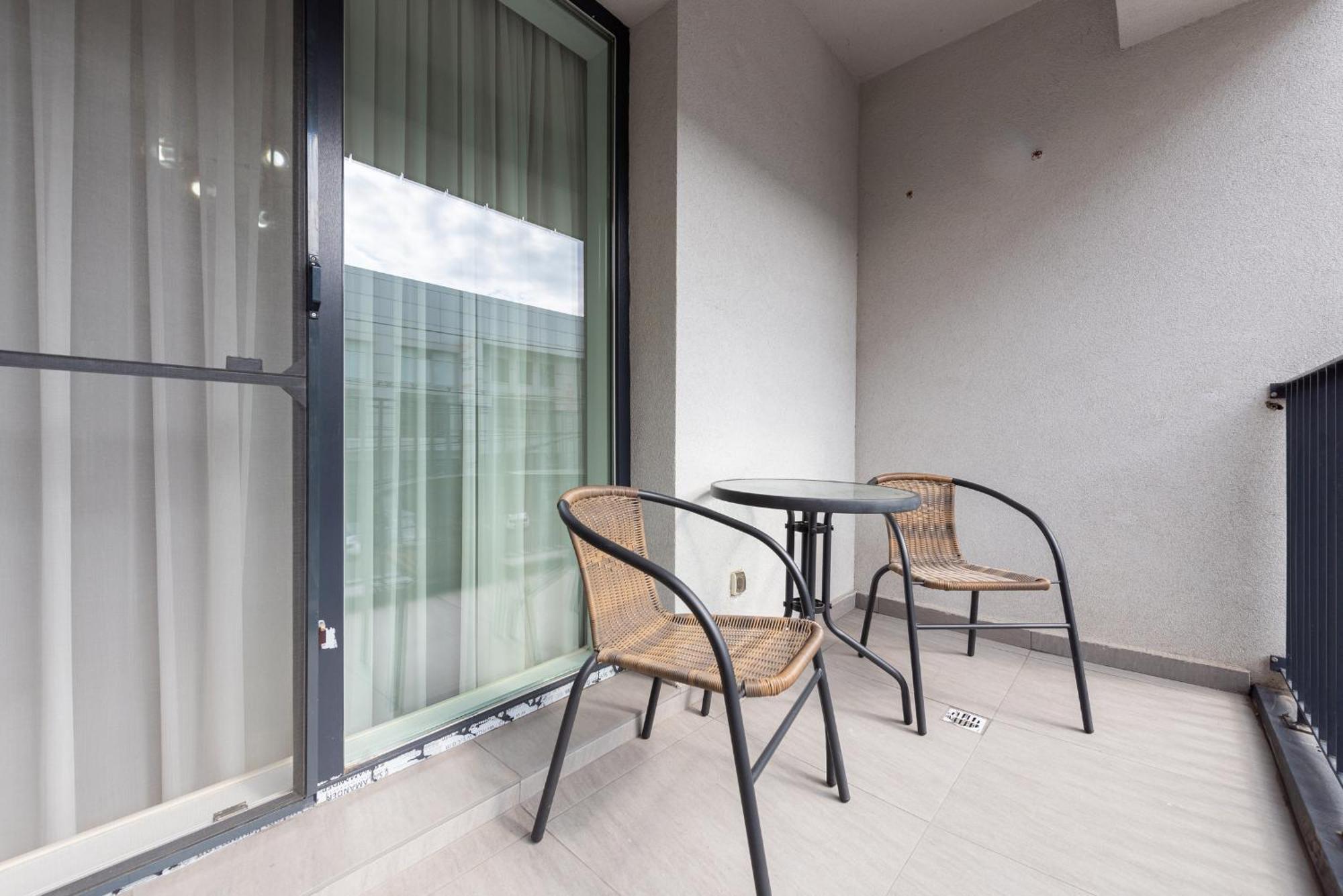 Ines - Modern 2Br Apartment With Garden Views Bukurešť Exteriér fotografie